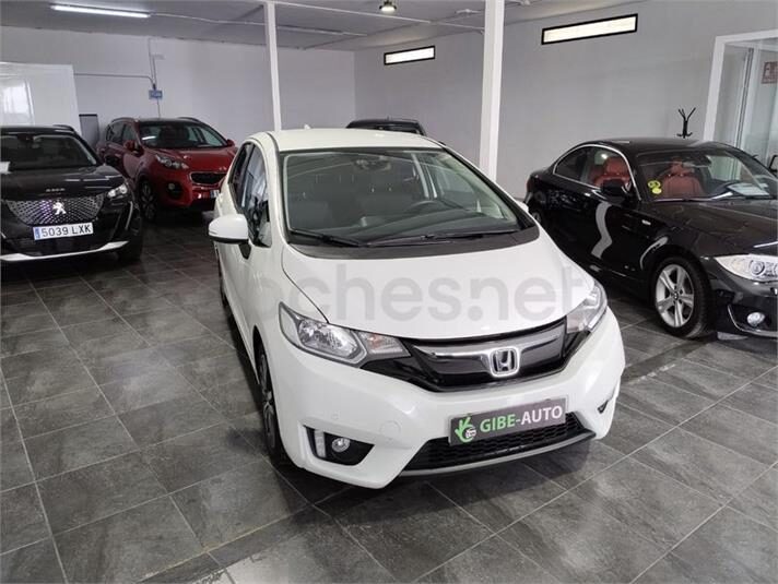 HONDA Jazz 1.3 iVTEC CVT ELEGANCE NAVI